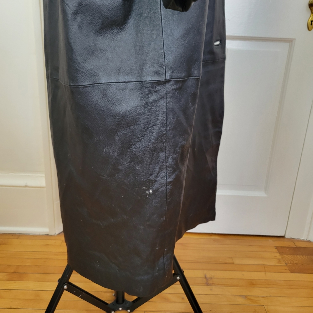Liz Baker Leather Trench Coat - Picture 11 of 13